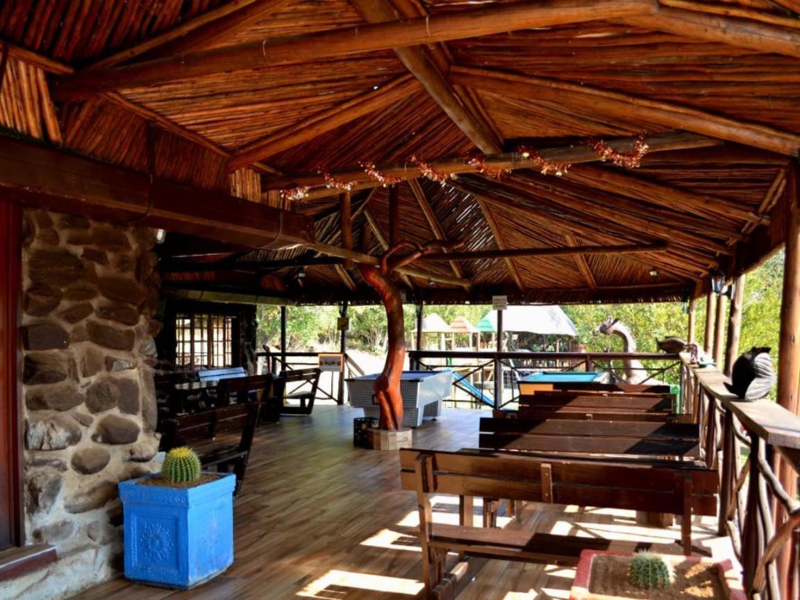 Thandabantu Game Lodge Roossenekal المظهر الخارجي الصورة
