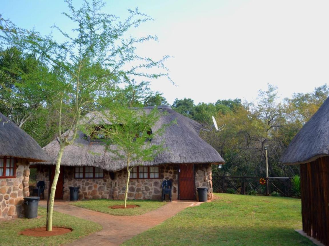 Thandabantu Game Lodge Roossenekal المظهر الخارجي الصورة