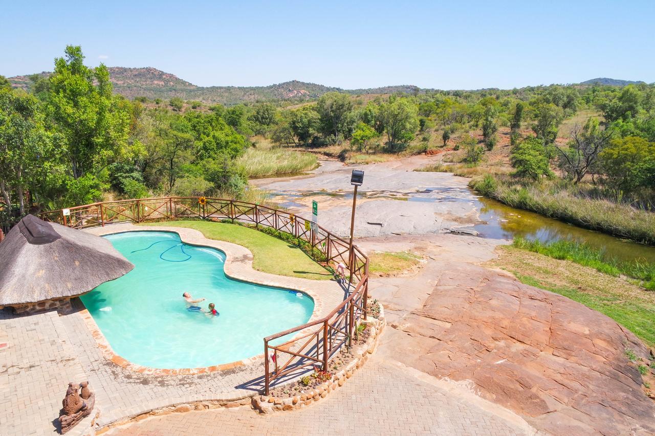 Thandabantu Game Lodge Roossenekal المظهر الخارجي الصورة